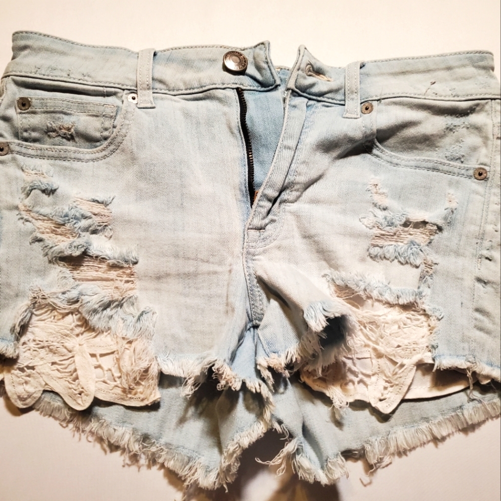 American eagle Distressed bleach shorts